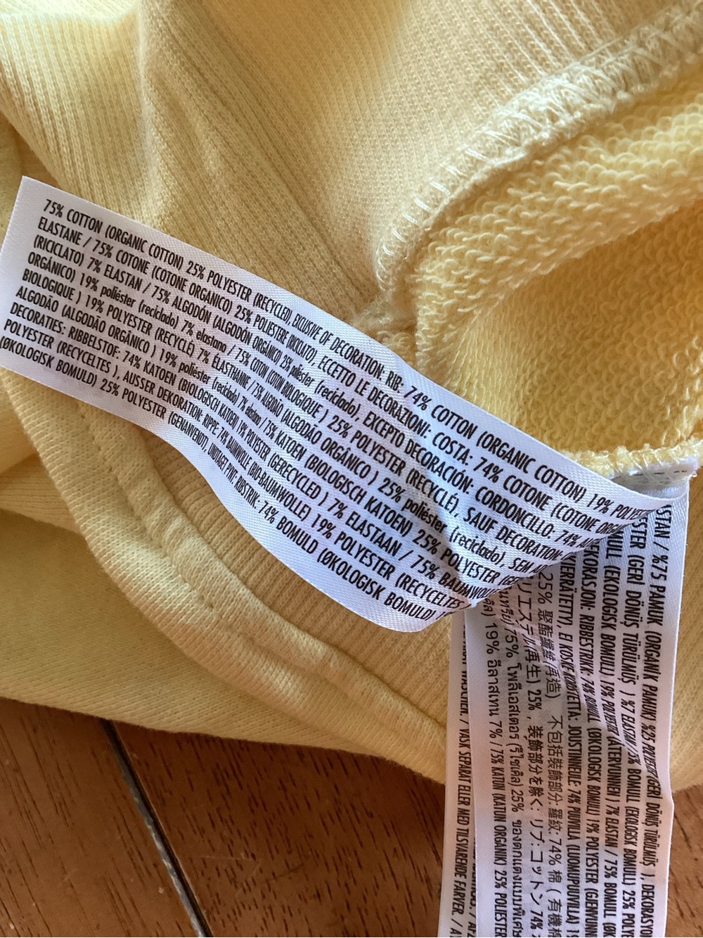 Disney Pale Yellow Ice Cream Mickey Crop Crewneck Sleeveless Sweatshirt Top -1X - Picture 9 of 10